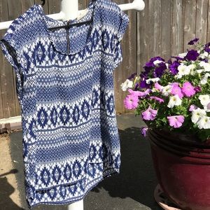 Blue and white printed top